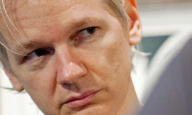 Ông chủ WikiLeaks bị buộc tội hiếp dâm