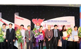 Tôn vinh những nhà báo dấn thân với giới trẻ