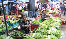 Chợ 'ế' cuối năm