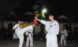 Lớp học ‘khiêm nhường, nhẫn nhịn’ miễn phí cho sinh viên