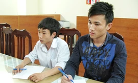 Tạm giữ hai đối tượng tung video đánh ghen lên mạng