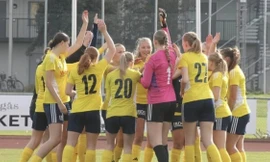 Kỳ lạ đội bóng bất bại cả mùa và không một lần thủng lưới vẫn phải về nhì