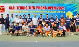 Các tay vợt CLB Tiền Phong đăng quang Giải tennis Tiền Phong mở rộng năm 2024