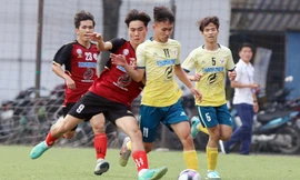 Giải bóng đá Thanh Niên Sinh viên tưng bừng ngày khai mạc