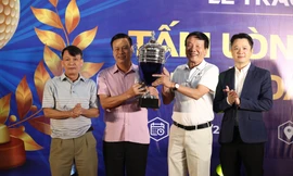 Giải golf Tấm lòng vàng Nhà đầu tư kêu gọi được 500 triệu từ thiện