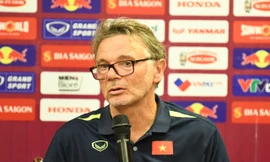 Giành vé vào VCK U23 châu Á, HLV Troussier tuyên bố có 10-15 cầu thủ U23 đủ khả năng chơi cho ĐQTG