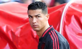 Buộc phải ở lại MU và ngoan ngoãn trở lại, nhưng còn lâu Ronaldo mới chấp nhận kiếp dự bị
