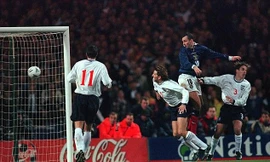 'Cổ vũ cho hai đội: Đội tuyển Scotland và bất kỳ đội nào đối đầu tuyển Anh'