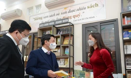 Nhiều lãnh đạo Trung ương về dự lễ khánh thành nhà văn hoá thôn