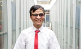 Cựu sinh viên khiếm thị đầu tiên của RMIT Việt Nam nhận học bổng Chevening