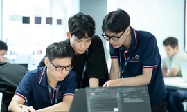 Hackathon liên quốc gia của RMIT thu hút tài năng AI và an toàn thông tin