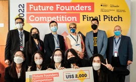 Sinh viên tham gia cuộc thi khởi nghiệp đưa ra các giải pháp mới mẻ và bền vững cho khách du lịch