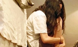 Kỳ lạ người phụ nữ nhiều lần bị 'yêu râu xanh' lẻn vào nhà