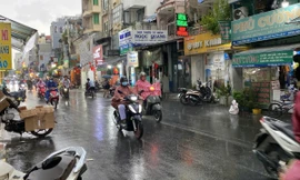 Mưa dông gia tăng ở Nam bộ, đề phòng các hiện tượng thời tiết cực đoan
