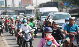 Nhiều nơi ở TPHCM chiều có mưa dông