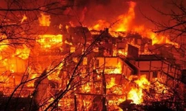 Toàn cảnh vụ hỏa hoạn ở thị trấn cổ