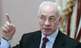 Thủ tướng Ukraina Mykola Azarov vừa đệ đơn từ chức