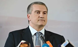 'Cấm cửa' quan chức Ukraine vào lãnh thổ Crimea