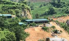 Nhà máy thuỷ điện không phép ở Bản Hồ đang được xây dựng có tổng mức đầu tư gần 300 tỷ đồng.