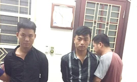 Hai đối tượng tại cơ quan điều tra tỉnh Lào Cai.