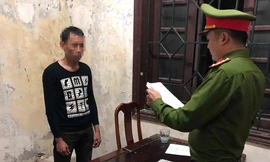 Đối tượng Nguyễn Trọng Long và tang vật vụ án.