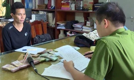 Cơ quan điều tra lấy lời khai đối tượng Nguyễn Thành Nam.