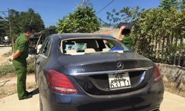 Công an Yên Bái đang tìm chiếc xe bị bỏ lại ven đường.