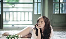 Quỳnh Nga đẹp gợi cảm với ren trắng