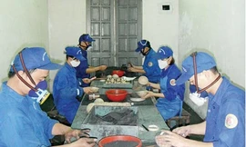 Vào nơi làm pháo hoa duy nhất ở Việt Nam