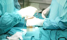 Tai nạn hy hữu với 'cậu nhỏ'