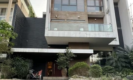 Công an vào cuộc vụ tố cáo liên quan căn biệt thự nhận chuyển nhượng từ Shark Thuỷ