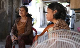 'Xóm chạy thận' thành Vinh quay quắt trong nắng nóng 