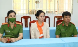 Bắt nữ giám đốc trung tâm đăng kiểm ở Trà Vinh 