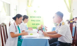 Bệnh viện Phụ sản Hà Nội với biển, đảo Tổ quốc