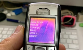 Điện thoại “cục gạch” sẽ hết thời Ảnh: Như Ý