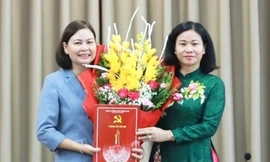 Bản tin 8H: Quyết định của Ban Thường vụ Thành ủy Hà Nội về công tác cán bộ