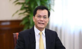 Thứ trưởng Hà Kim Ngọc tại cuộc trả lời phỏng vấn báo chí ngày 8/9. (Ảnh: Như Ý)