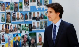 Thủ tướng Canada bất ngờ thăm Kiev