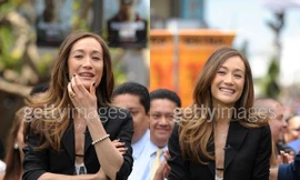 Minh tinh gốc Việt tự tin khoe ngực lép