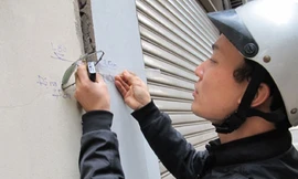 Di dời hộ dân ở sát nhà nghiêng