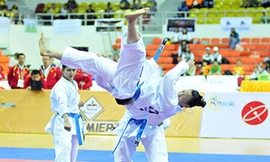 Vì sao thể thao Việt Nam hay bị trọng tài ép?