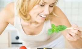 Chế độ ăn kiêng giảm cân 'tưởng tốt mà xấu'