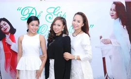 Tam ca Sao Mai: Hồng Ngọc, Bích Ngọc, Hồng Duyên 