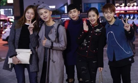 Chi Pu mặc sành điệu đến Hàn Quốc dự sự kiện