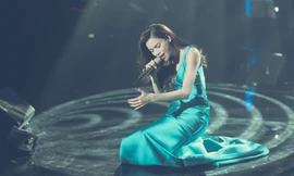 Hồ Ngọc Hà kể chuyện thất tình, khóc 16 tiếng trên máy bay