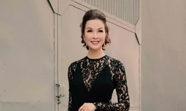 U40 Thanh Mai mặc váy xuyên thấu làm giám khảo