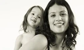 Bộ ảnh đẹp về cơ thể phụ nữ sau sinh