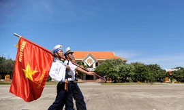 Thêm học giả Trung Quốc yêu cầu bỏ 'đường lưỡi bò'