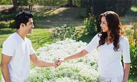 Để tình yêu luôn mới lạ