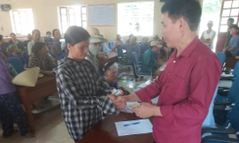 Triển khai gói hỗ trợ do dịch COVID-19 tại Thanh Hóa Ảnh: Hoàng Lam